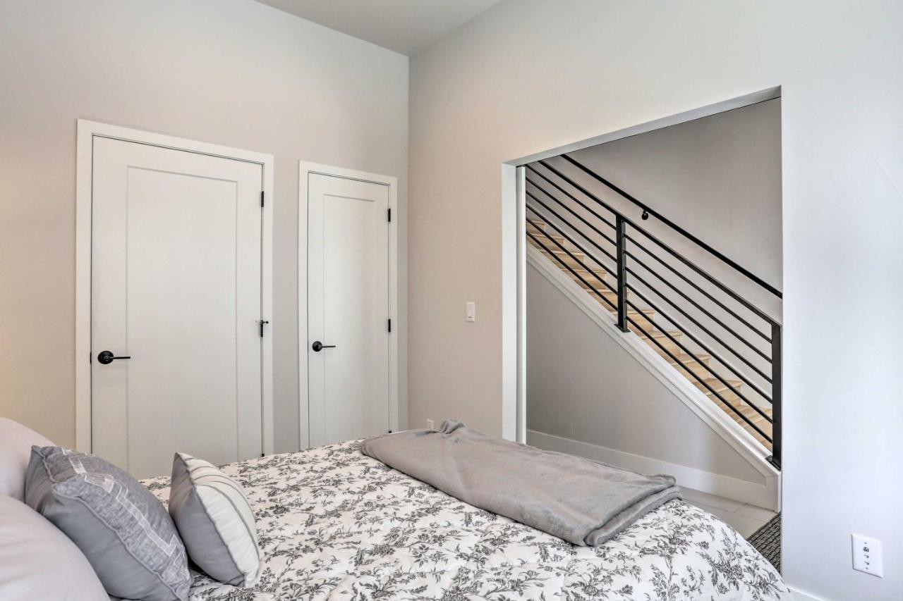Trendy Denver Townhome - Walk To Mile High Stadium ภายนอก รูปภาพ