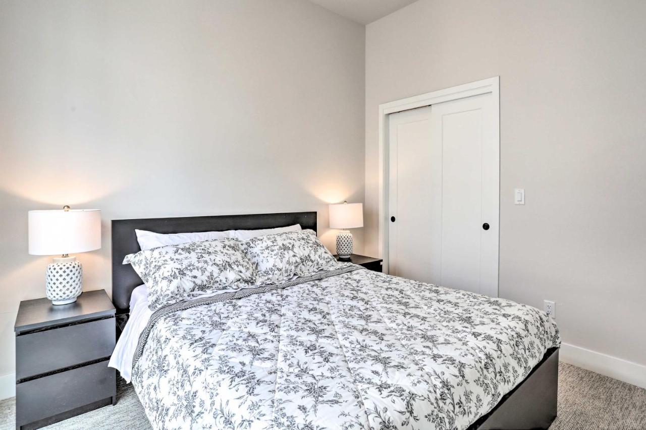 Trendy Denver Townhome - Walk To Mile High Stadium ภายนอก รูปภาพ